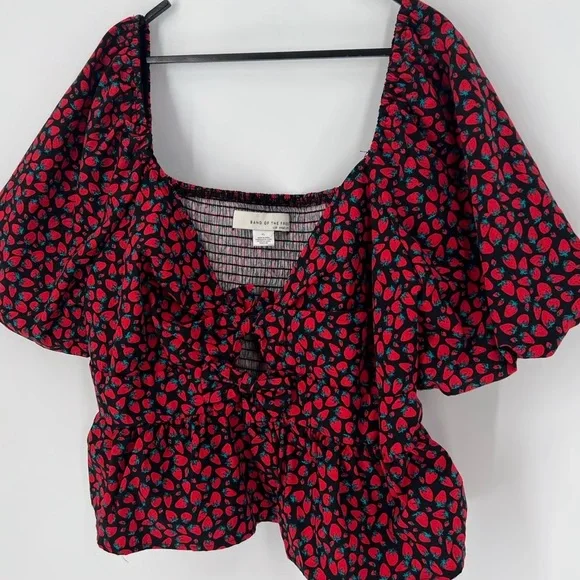 [NWT] $99 BAND OF THE FREE Puff Sleeve Cotton Cropped top. Size Medium - Picture 5 of 6